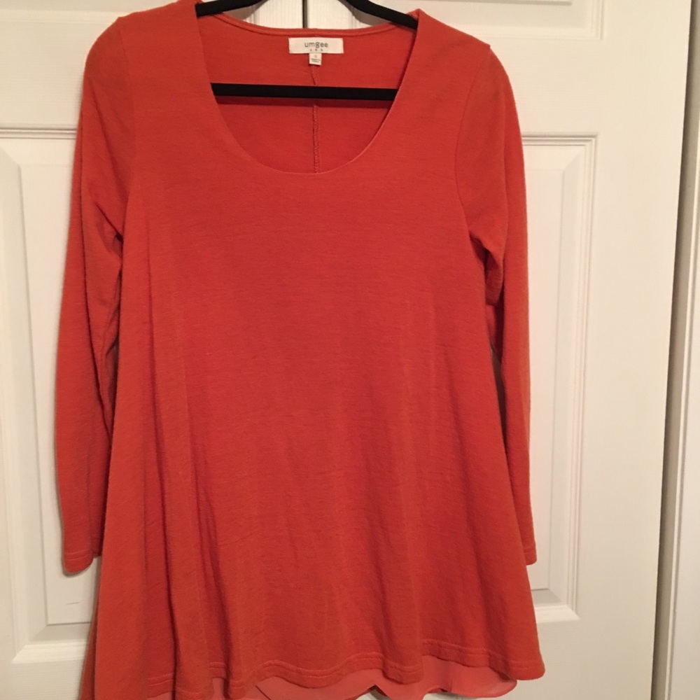 Umgee long-sleeved burnt orange tunic